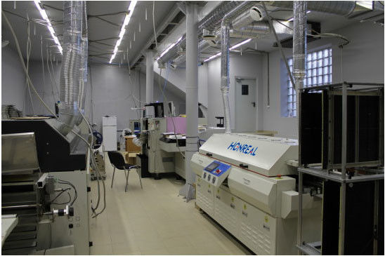 Smd Soldering Surface Mount Reflow Oven Small 4 Zones 980mm Heating Tunnel